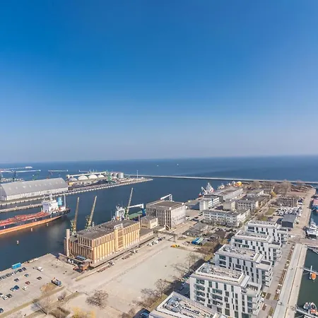 Golden Apartments&sea Tower 公寓